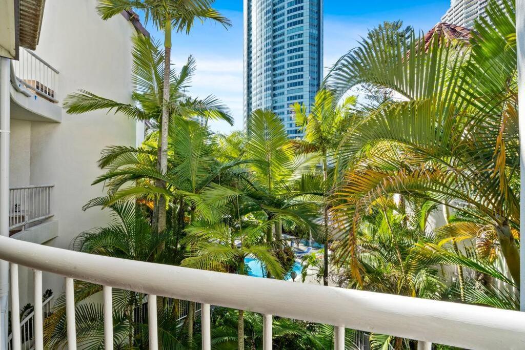 Coco Bella Dream In Surfers Paradise Gold Coast Buitenkant foto