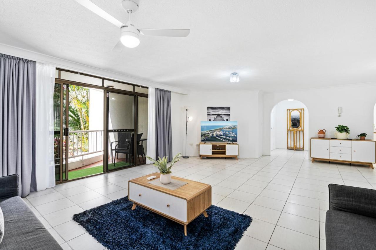 Coco Bella Dream In Surfers Paradise Gold Coast Buitenkant foto